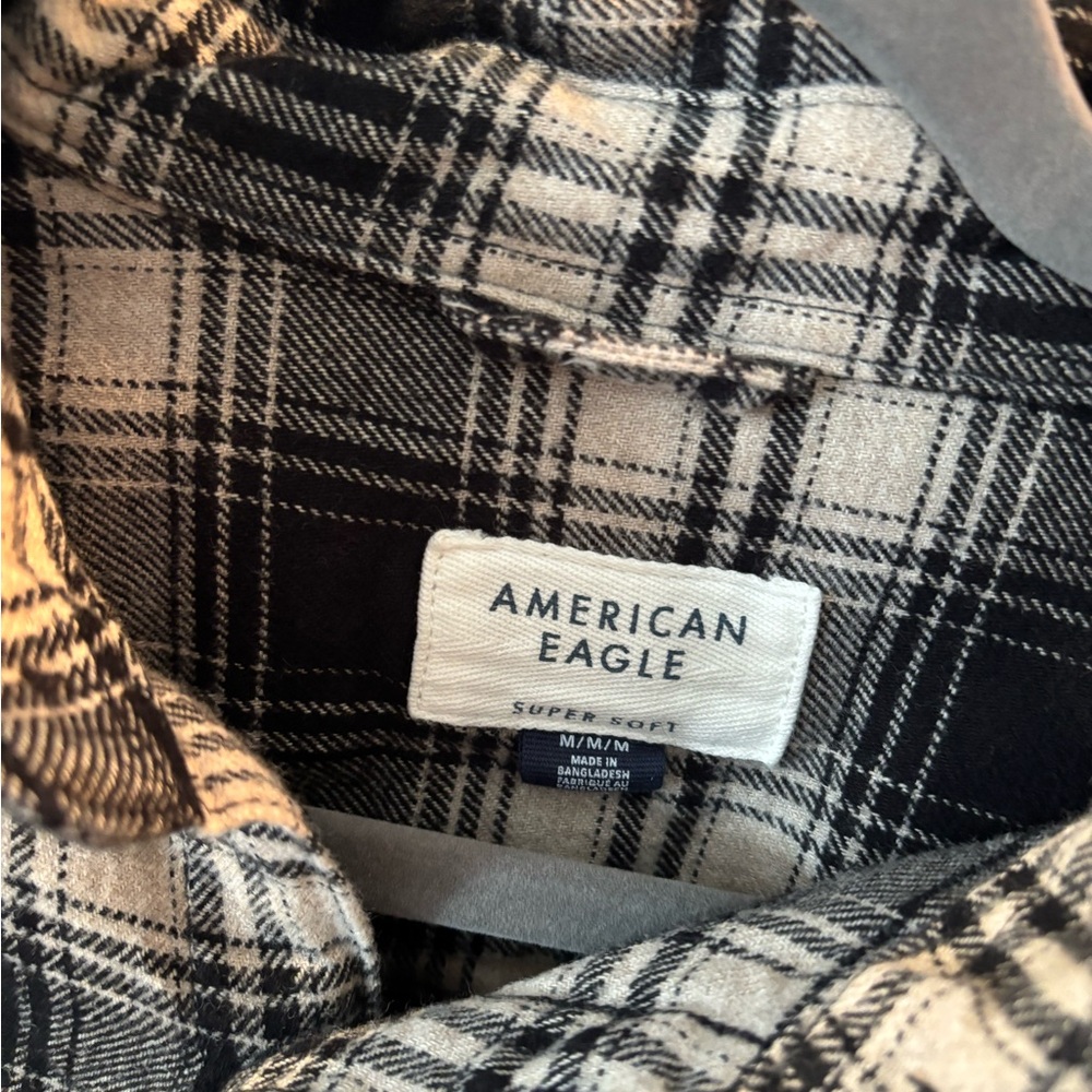 American Eagle Flannel - Picture 2 of 2